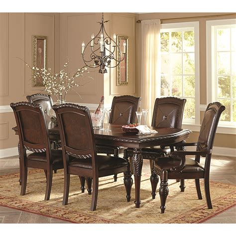Bargain Traditional Dining Table Set